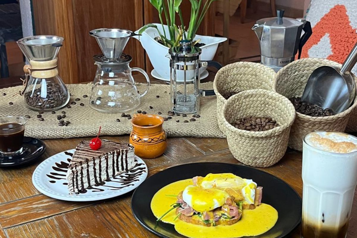 Platillos veracruzanos, como chicatanas y pambazo, protagonizan la carta especial de aniversario