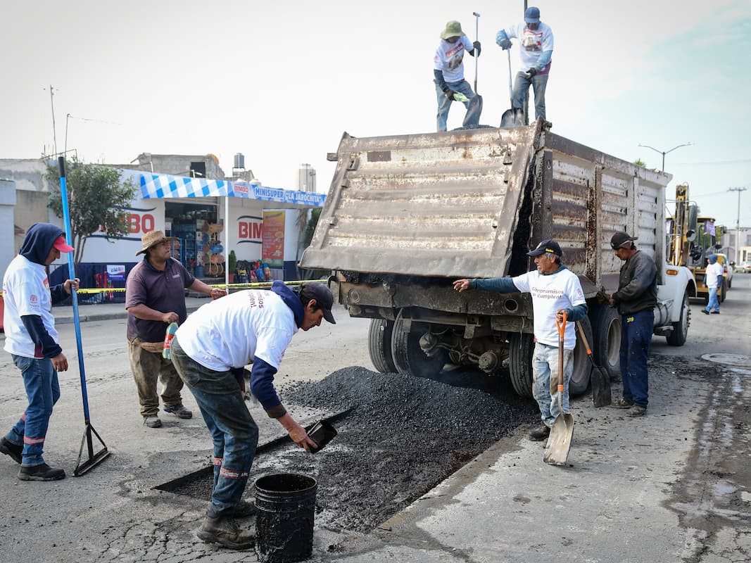 Este esfuerzo se enmarca en una estrategia nacional de mejoramiento de vialidades, buscando resolver uno de los problemas recurrentes en el municipio