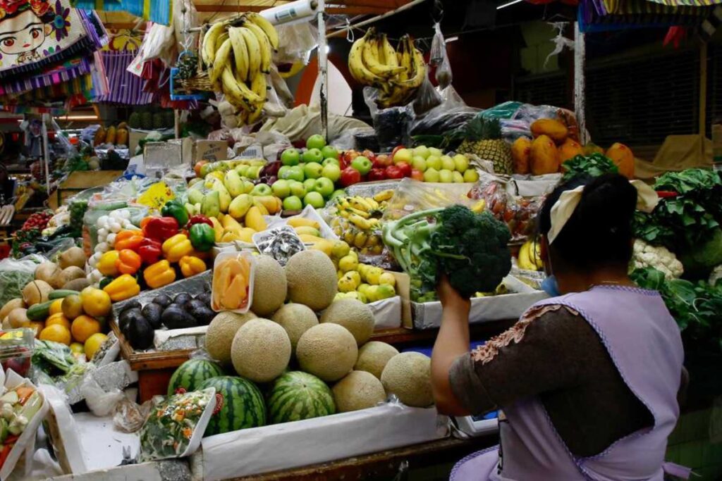 Pese el aumento en varios productos, el precio de la canasta básica fue menor que la semana anterior en Pachuca