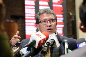 El coordinador de Morena en la Cámara de Diputados, Ricardo Monreal, anunció que Morena promoverá una reforma que contempla una mayor tributación de los que más tienen