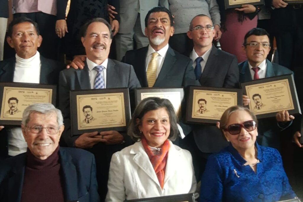 En total, 23 periodistas que participaron en diversas categorías fueron galardonados