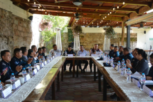 En Ixmiquilpan, policías municipales y autoridades establecieron acuerdos de colaboración.