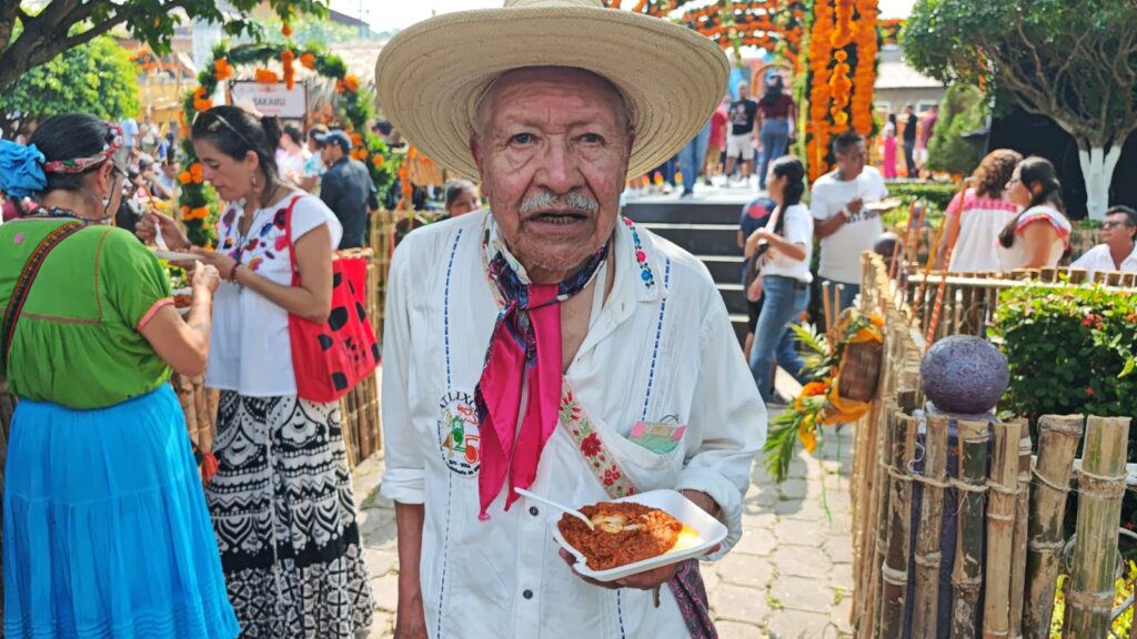 Xantolo 2024 en Huejutla: Dan la bienvenida a las ánimas de los niños difuntos