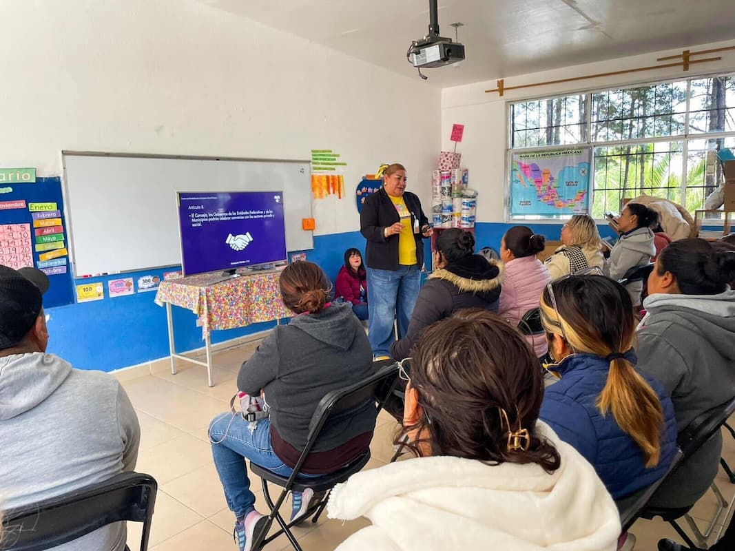Los asistentes participaron en diversas actividades diseñadas para destacar la importancia de reconocer y atender las necesidades de las personas con discapacidad