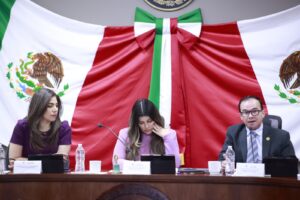 Congreso de Hidalgo en sesión ordinaria, donde se aprobó de forma unánime el exhorto dirigido al Gobierno Federal