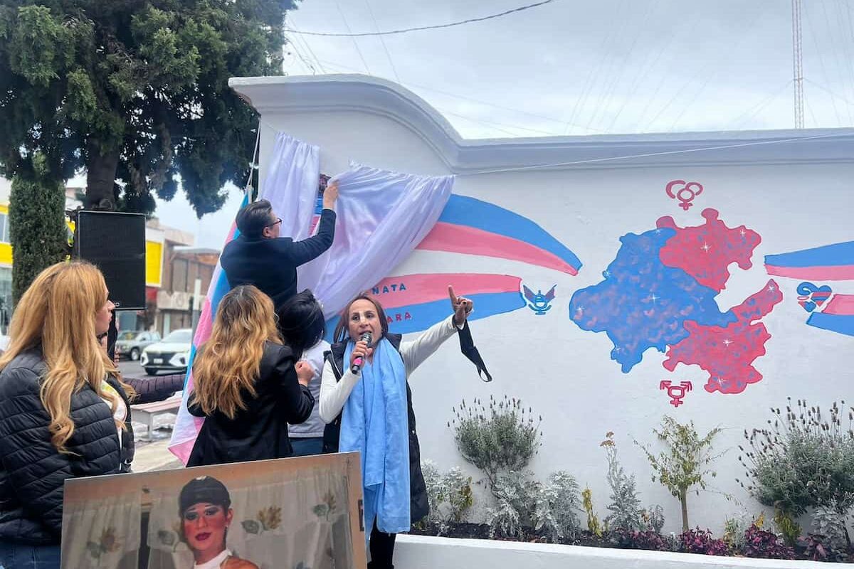 Recuerdan a las personas transgénero asesinadas en Hidalgo y el país con un mural