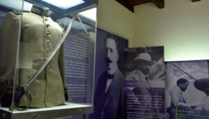 La exposición sobre Felipe Ángeles crece con tu ayuda