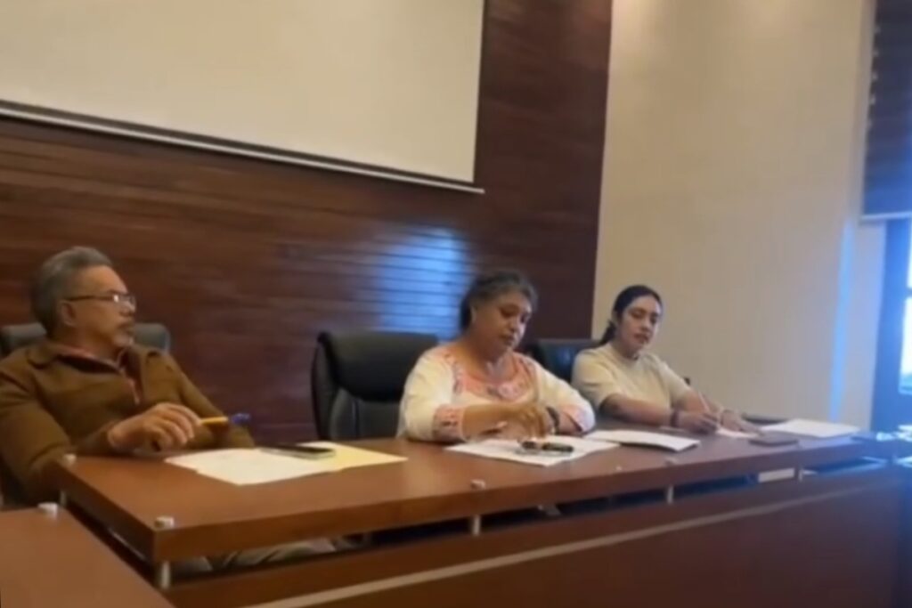 Gloria Hernández Madrid intentó difundir la sesión, pero la alcaldesa lo prohibió