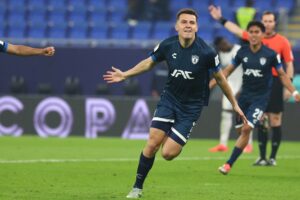 Oussama Idrissi, figura del Pachuca, se prepara para un duelo especial ante Al-Ahly en la Copa Challenger