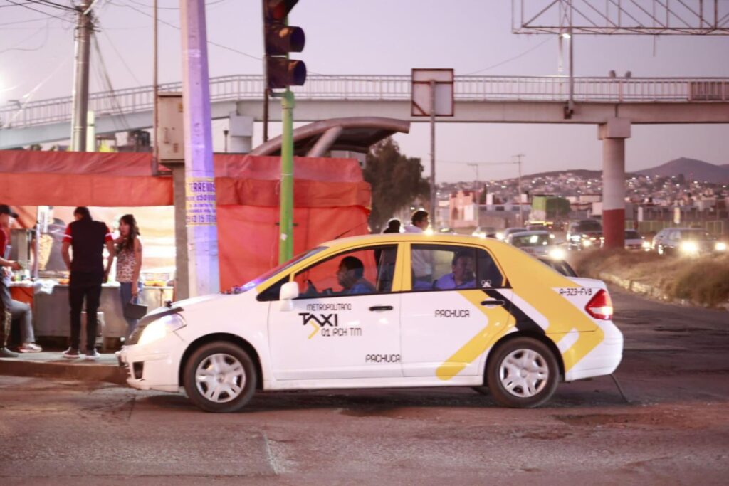 Las fechas navideñas son clave para los taxistas, quienes logran incrementar sus ingresos durante Nochebuena y Navidad