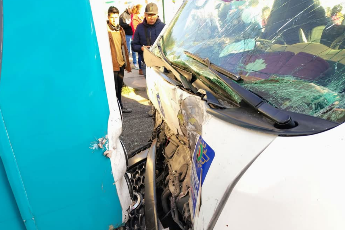 Tres personas resultaron lesionadas tras el accidente en la autopista México-Pachuca