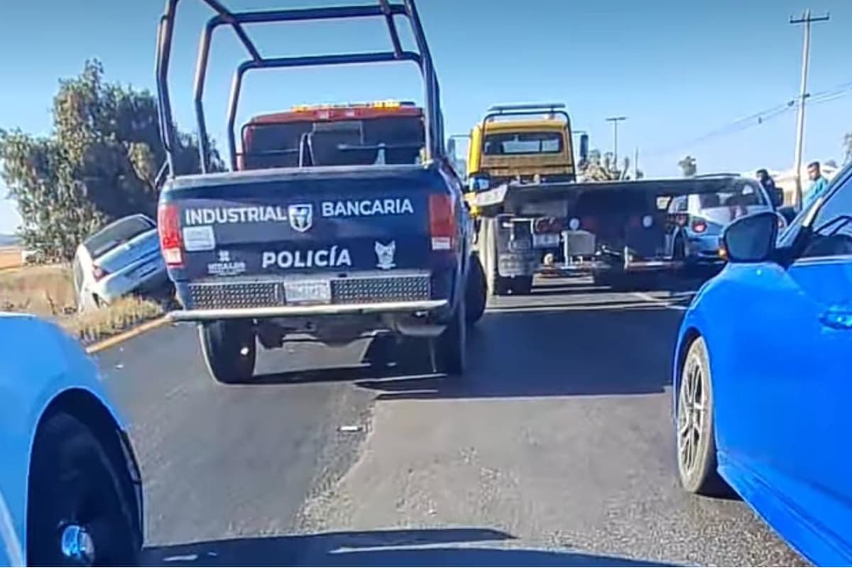 Personal de la Guardia Nacional atendió el accidente en la autopista México-Pachuca / Foto. Especial