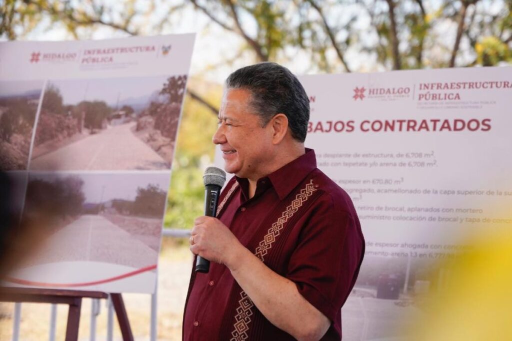 El gobernador llamó a los funcionarios a mantener contacto con la gente y alejarse de las “grillas”