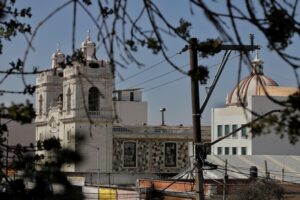 Dispositivo vial y vigilancia en La Villita en Pachuca por celebraciones decembrinas