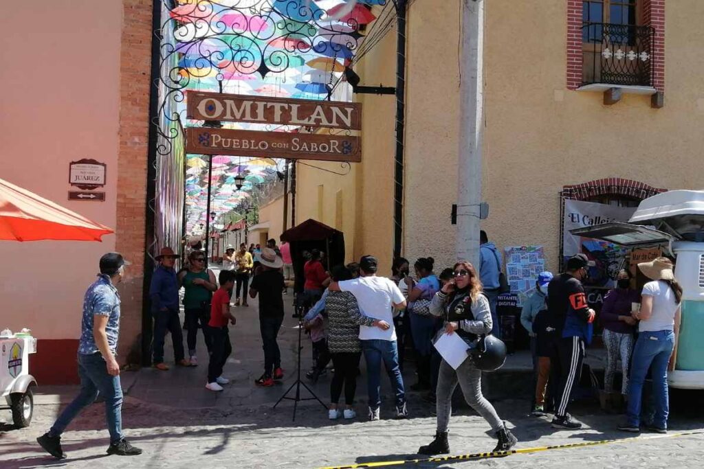 A pesar de la pérdida de alrededor del 40 por ciento de visitantes a Omitlán, la afluencia se compensa con trabajadores de la construcción