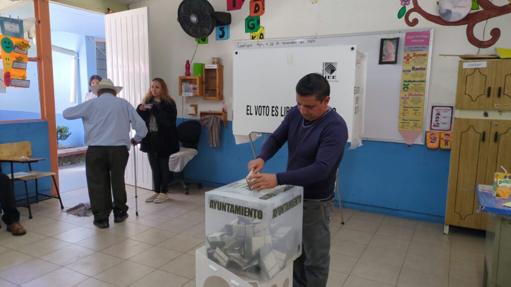 Asía arrancó la elección extraordinaria en Cuautepec de Hinojosa
