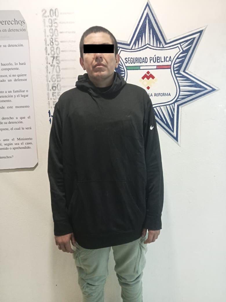 El detenido llevaba una bolsa con 25.98 gramos de cristal entre sus pertenencias / Foto. Especial