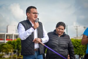 Ciudadanos de Ixmiquilpan participaron en la feria promoviendo la adopción responsable