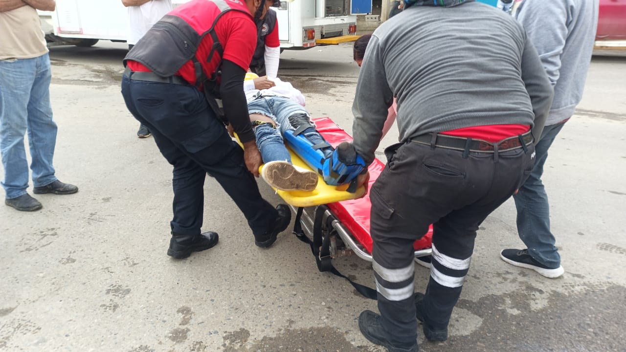 El accidente en Huejutla dejó al motociclista gravemente lesionado
