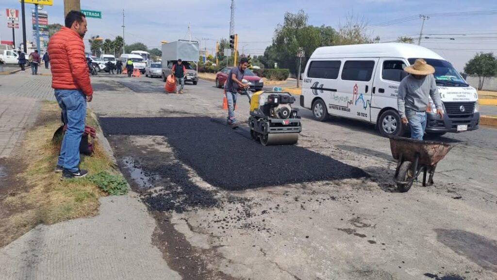 Bachean las calles de Tizayuca; estas son las zonas más afectadas por las zanjas