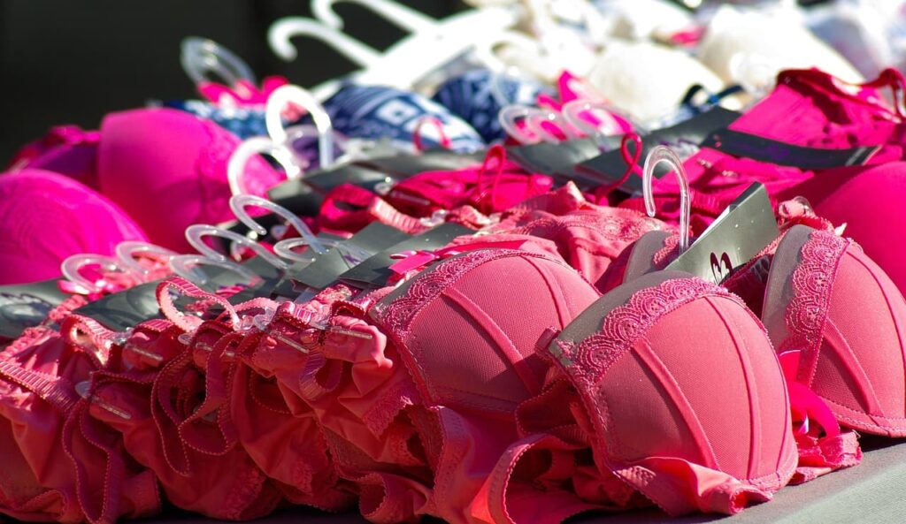 Año Nuevo: Descubre el significado de la ropa interior de colores y elige los tuyos