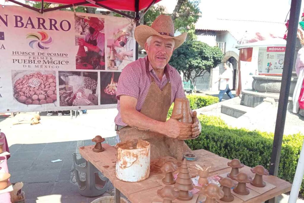 Jesús Martín Amador Cordero, comerciante y alfarero de Huasca de Ocampo