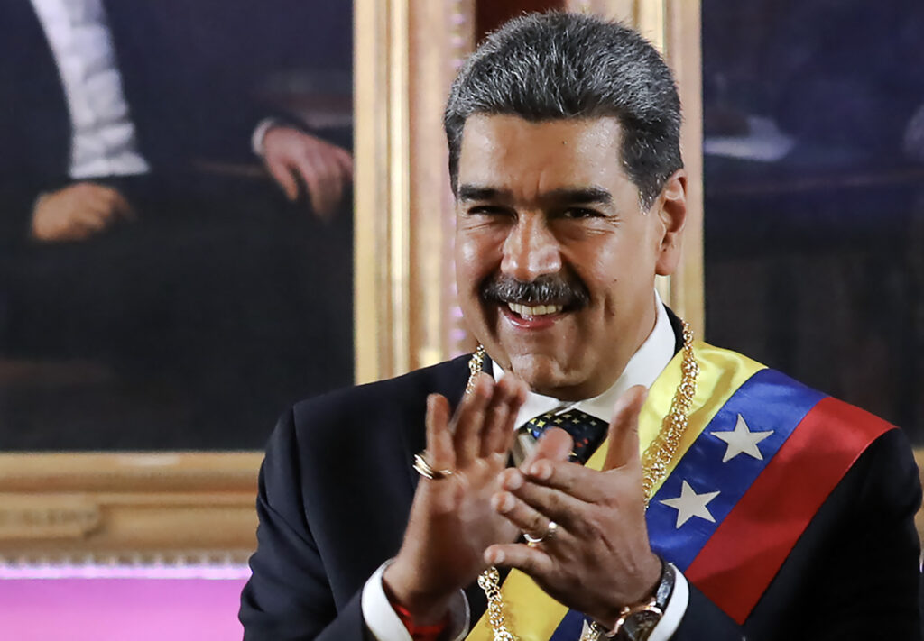 Nicolás Maduro asume por tercera ocasión el gobierno de Venezuela en medio de tensiones