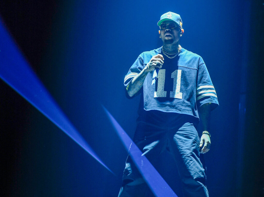 A Chris Brown no le gustó el documental que le dedicaron y ahora demandará a la Warner Bros