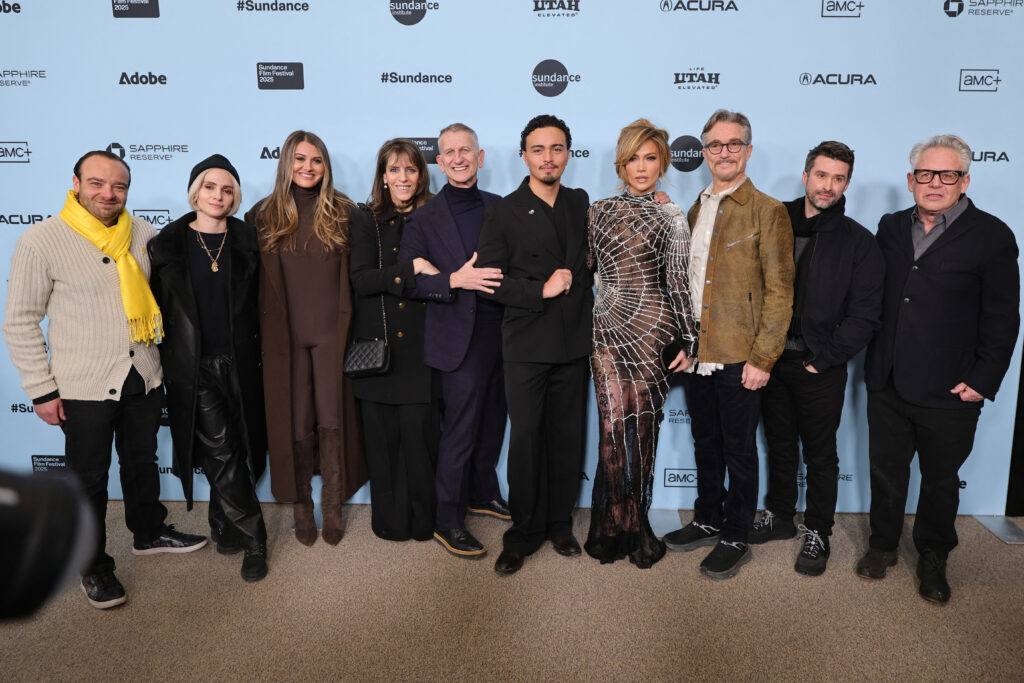 Jennifer Lopez es protagonista de un nuevo filme; Diego Luna también participa