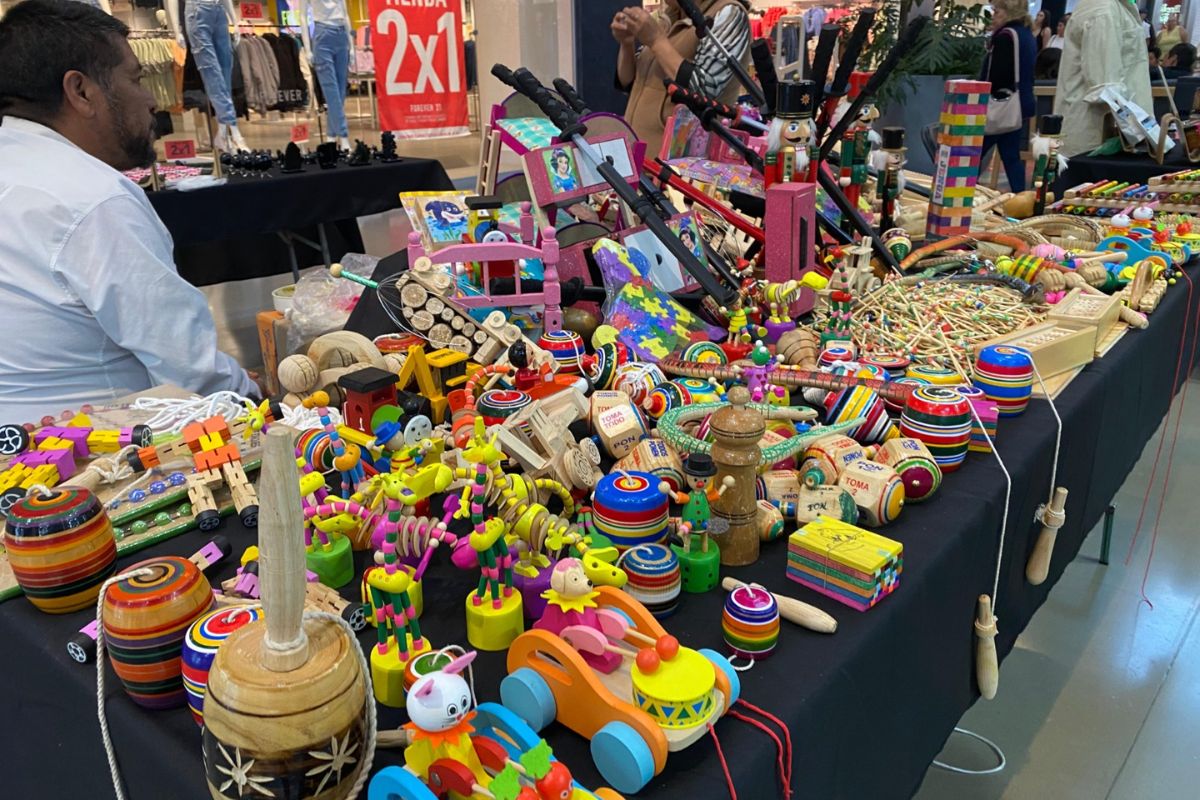 Explanada Pachuca fue sede de la Expo Artesanal Estatal