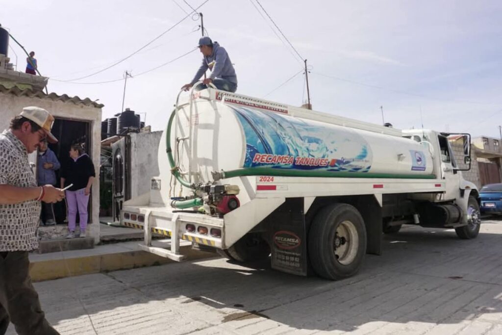 En la estrategia no solo se están utilizando pipas del municipio, sino también externas 