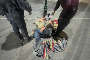 Ixmiquilpan responde a denuncias ciudadanas y salva a un perrito del maltrato