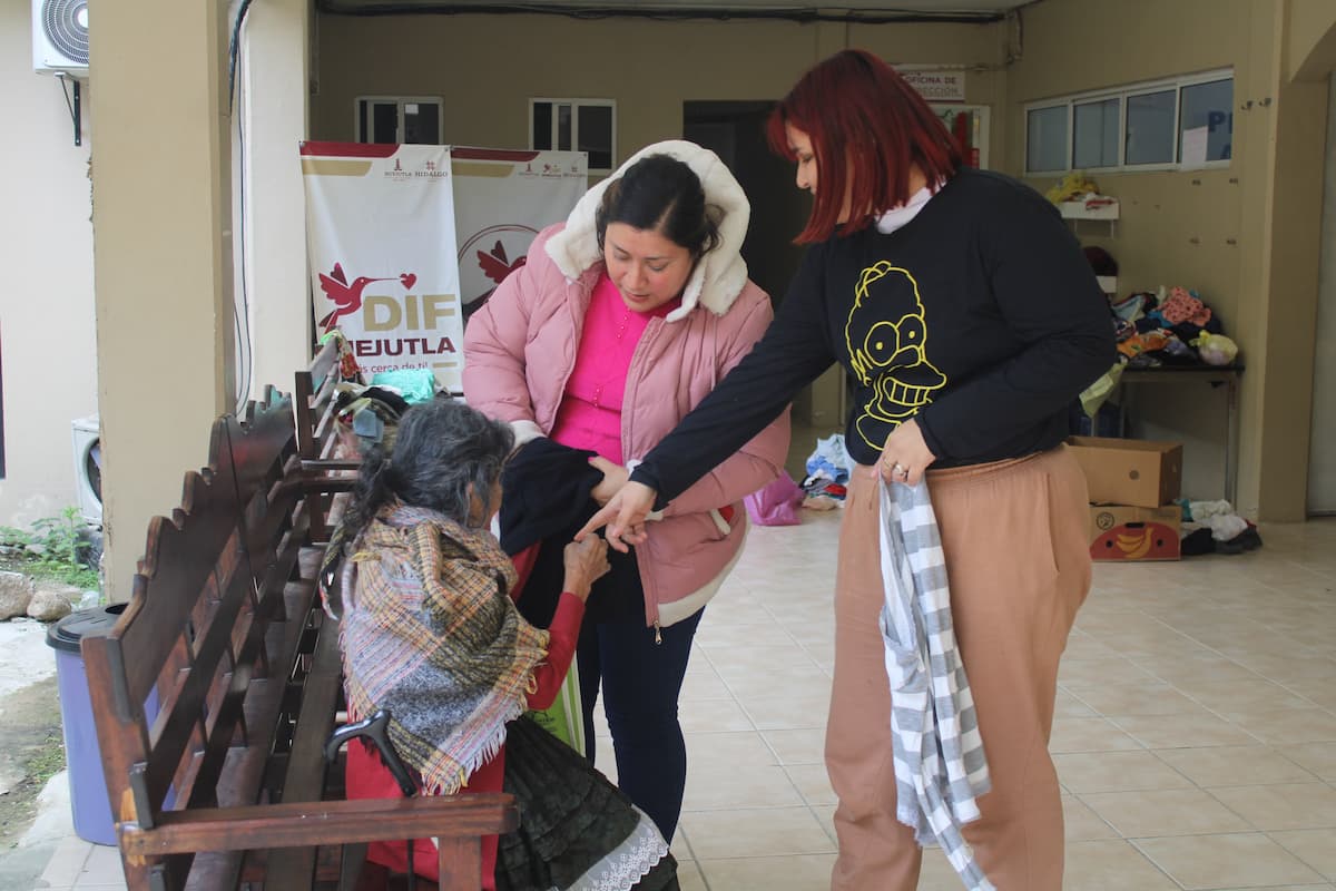 La colecta invernal permanente Abrigo Para Todos es una iniciativa que tiene como objetivo reunir ropa en buenas condiciones para las familias vulnerables