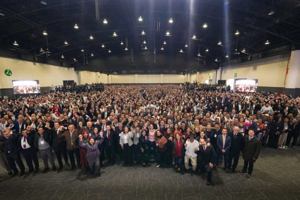 Participaron 2 mil 478 alcaldes en el Primer Encuentro Nacional Municipal