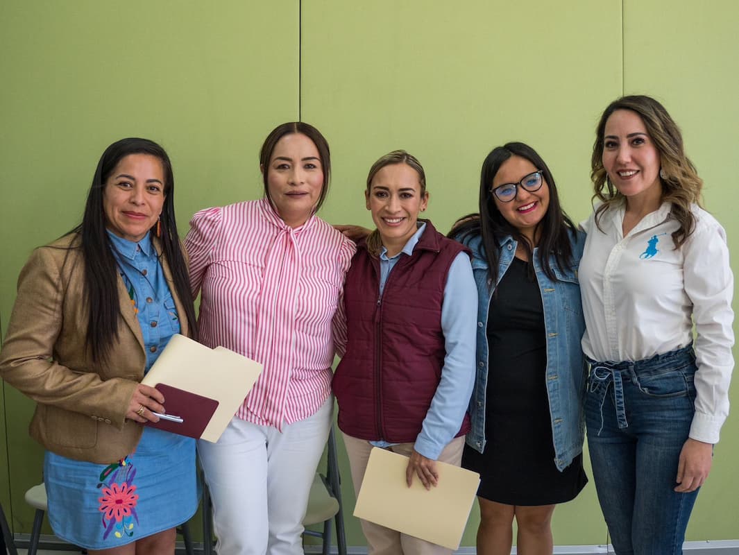 En este evento, realizado con el objetivo de fortalecer los mecanismos de apoyo para mujeres que enfrentan violencia