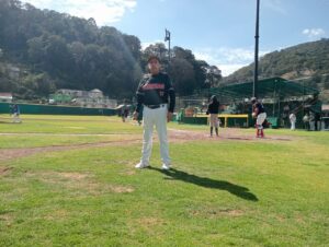 La “escuelita” de béisbol sigue formando jugadores pese a las dificultades económicas