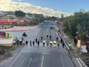 Padres de Tepeji de Río piden soluciones inmediatas para mejorar la calidad educativa