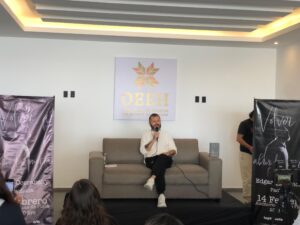 El concierto promete una mezcla de canciones nuevas y éxitos para los asistentes
