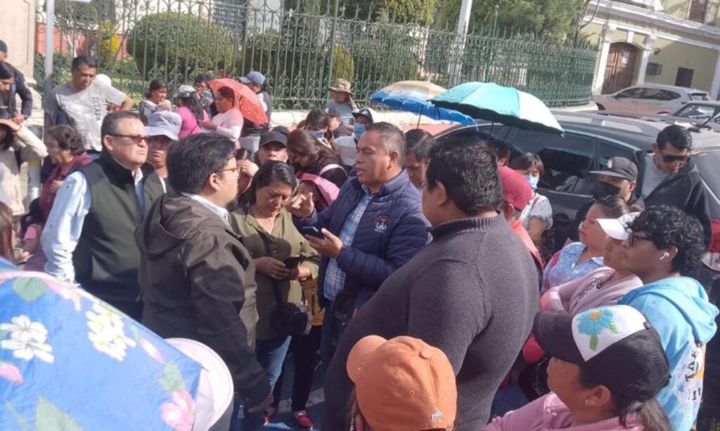 En Pachuca, acude la Antorcha Campesina a manifestarse en la alcaldía; esto pidieron