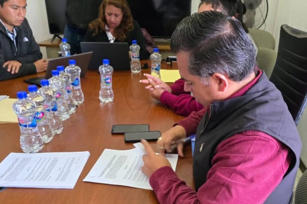 Jorge Hernández Araus llamó a los asambleístas, a trabajar juntos por el bien del pueblo