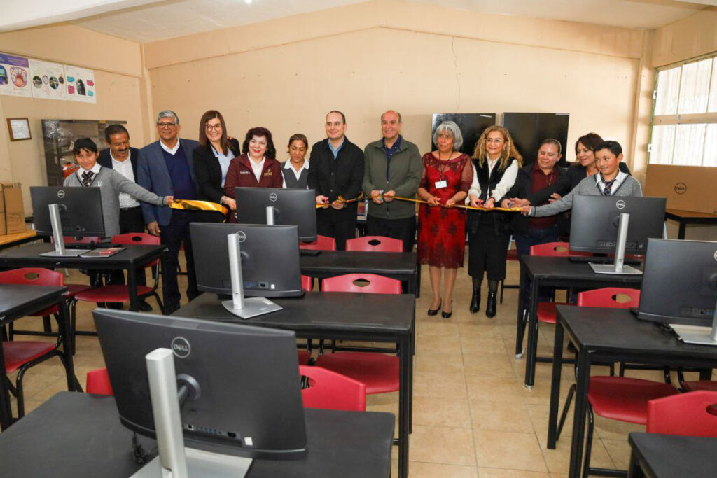El laboratorio de Diseño Gráfico tuvo una inversión total de 1.5 millones de pesos