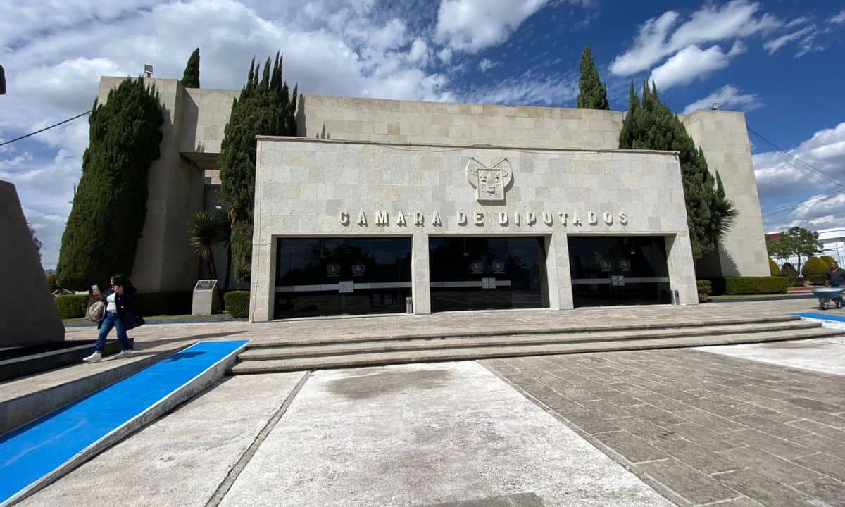 Legisladores de Hidalgo analizan la iniciativa para eliminar el ITAIH en el Congreso local