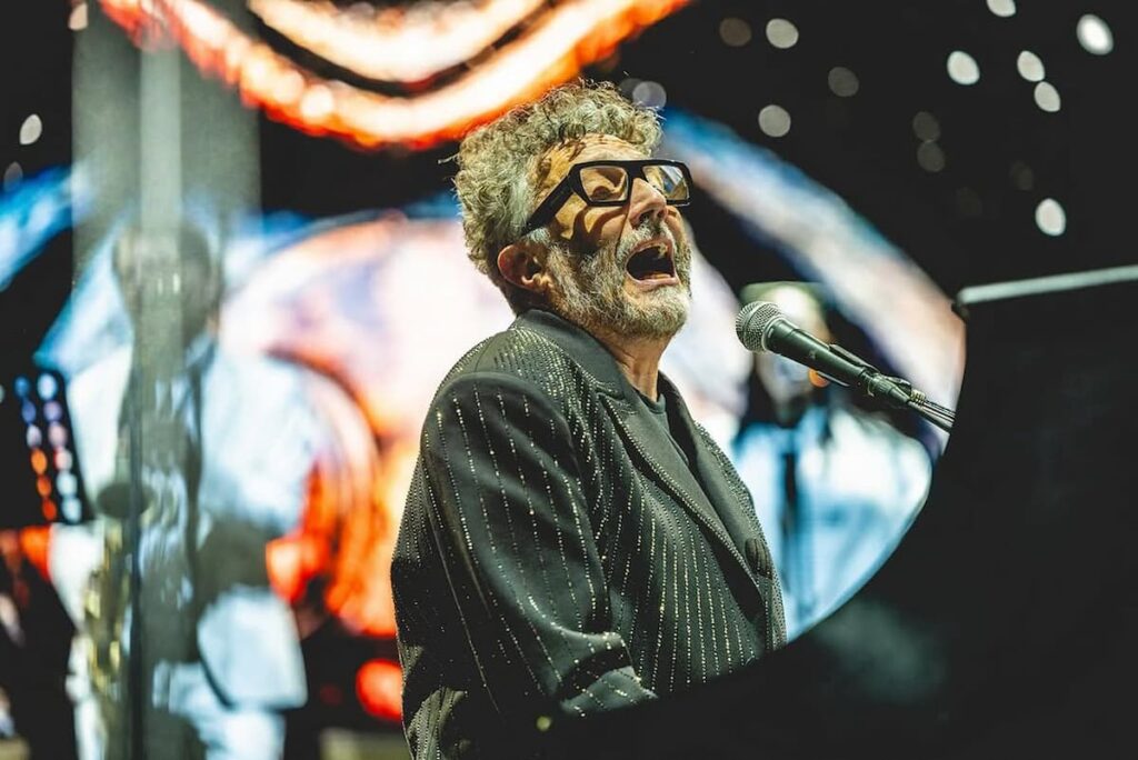 Fito Páez salda su deuda y anuncia concierto gratuito en la Cdmx. ¡No te lo vayas a perder!