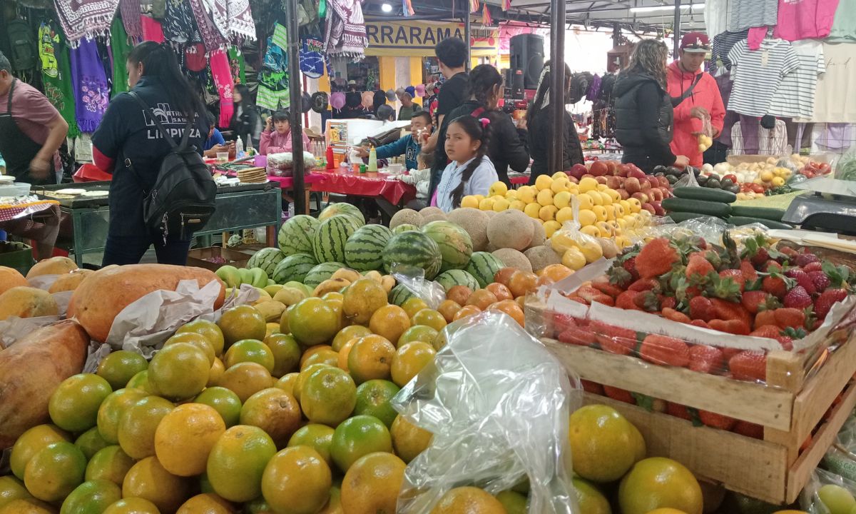 Los domingos son el día con más ventas en el mercado | Foto: Martha Sáenz