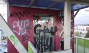 Los elevadores se encuentran en malas condiciones e incluso vandalizados | Foto: Archivo
