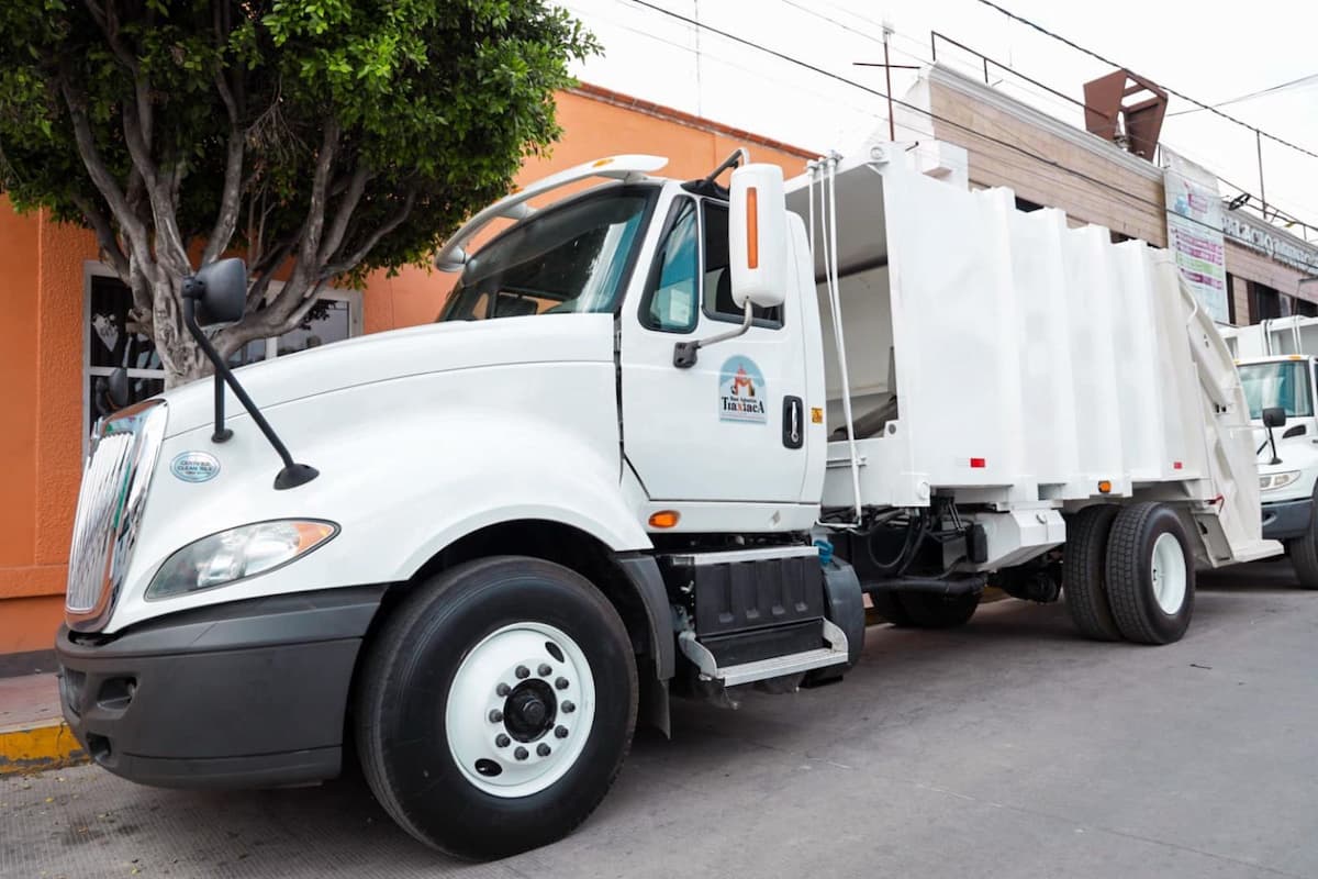 Los nuevos camiones compactadores fortalecerán el servicio de recolección de basura en el municipio