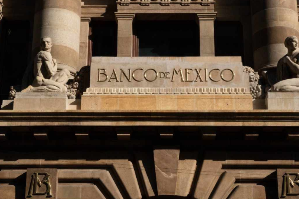 Con la inflación a la baja, Banxico decide un recorte mayor al esperado en su primera reunión del año