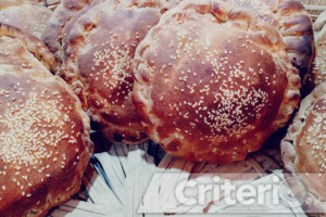 El pan de La Burra, con piloncillo, queso canasto y miel, es un manjar que debes probar en tu visita a Zempoala