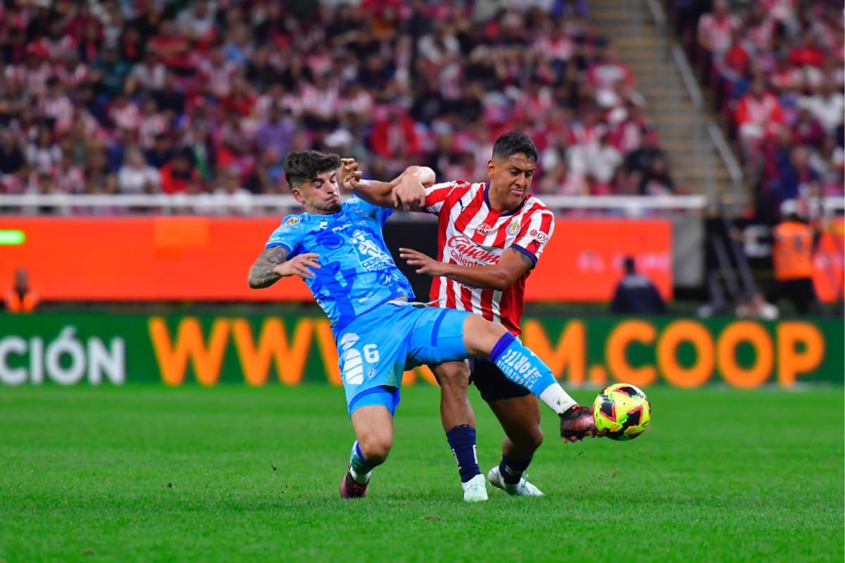 A pesar de abrir el marcador, Pachuca no pudo sostener la ventaja y terminó cayendo 2-1 en Guadalajara 
