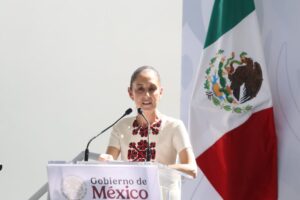 La presidenta Claudia Sheinbaum dijo que el tren estará listo en menos de tres añosFoto: David Martínez